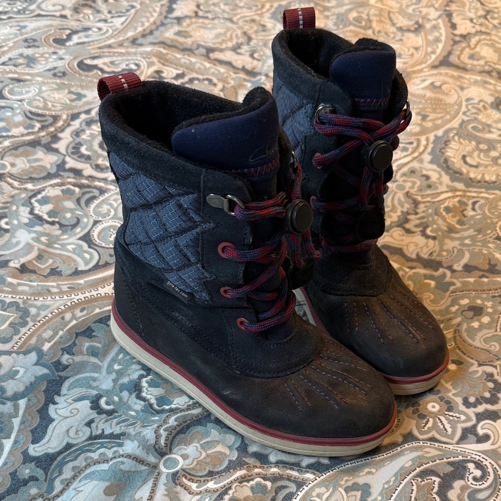 Clarks Kids' Dark Blue and Red Winter Boots